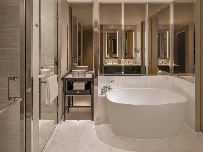The Ritz Carlton Bangkok - Oda