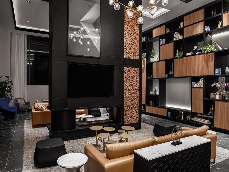 Four Points By Sheraton Flushing - Lobi