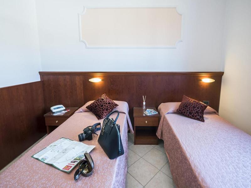 Hotel Grifone - Genel