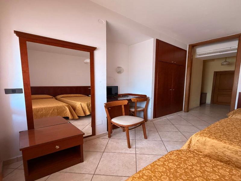 Hotel Grifone - Genel
