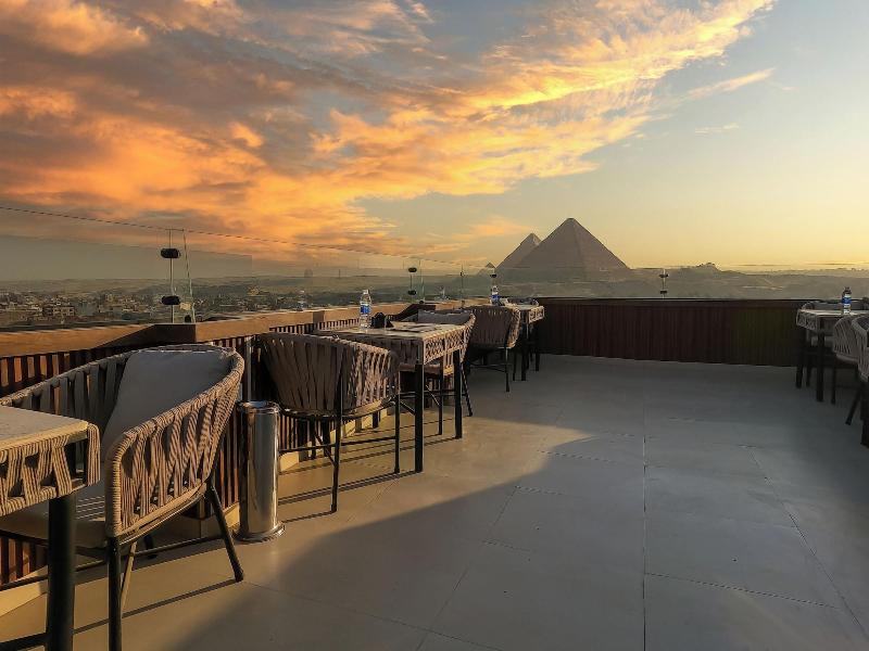 Crowne Pyramids Palace - Bar