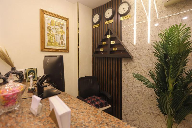 Crowne Pyramids Palace - Lobi