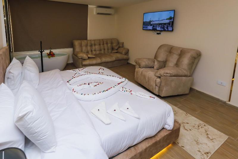 Crowne Pyramids Palace - Oda