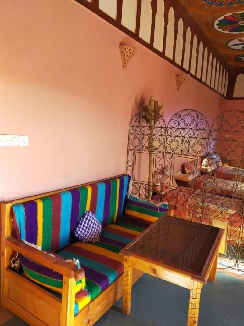 Riad Bouchahoud Hotel In Telouet - Oda