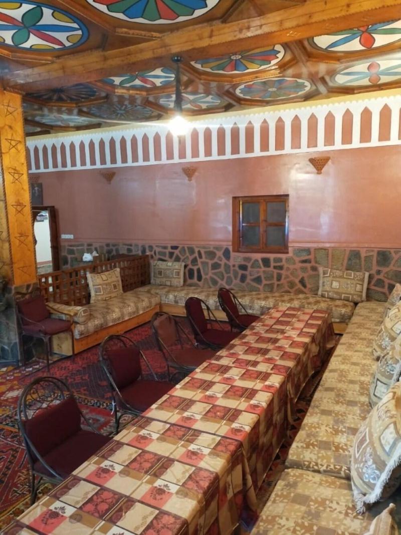 Riad Bouchahoud Hotel In Telouet - Restoran