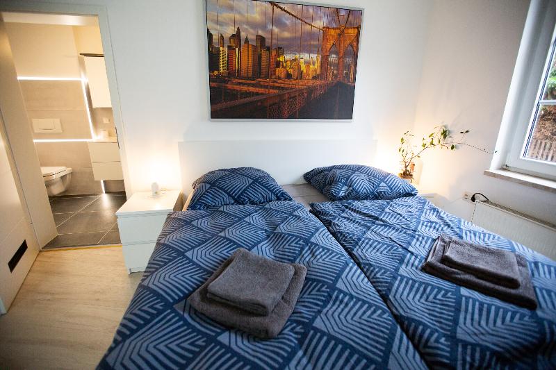 Große Und Voll Ausgestattete Apartments Im Grünen - Oda
