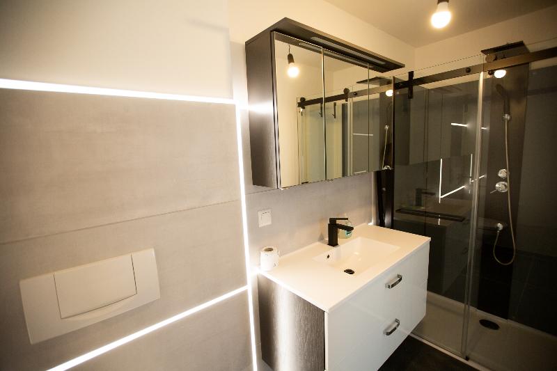 Große Und Voll Ausgestattete Apartments Im Grünen - Oda
