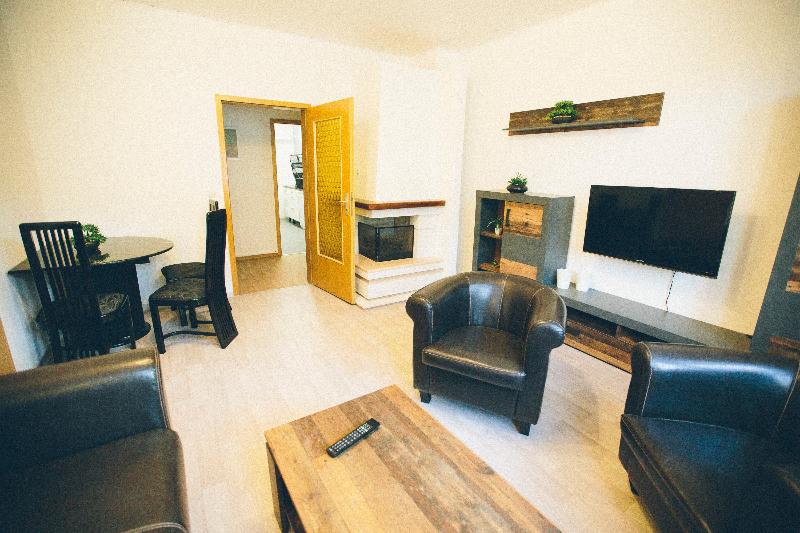 Große Und Voll Ausgestattete Apartments Im Grünen - Oda