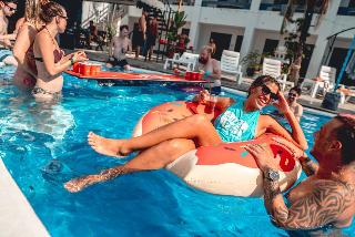 Slumber Party Phi Phi otel fotoğrafı