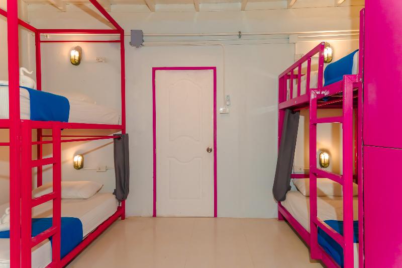 Slumber Party Phi Phi - Oda