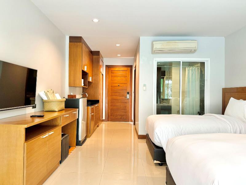 Xaya Pool Access Resort Phuket - Oda