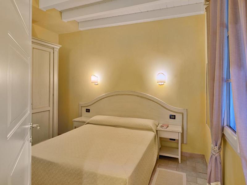 Casa Vacanze Nel Giardino Di Renzo - Genel