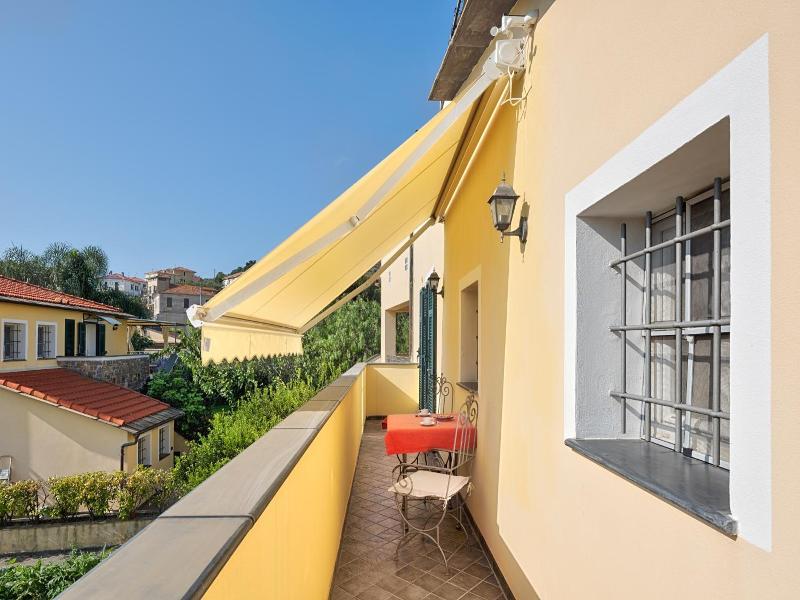 Casa Vacanze Nel Giardino Di Renzo - Genel