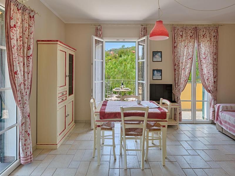 Casa Vacanze Nel Giardino Di Renzo - Genel