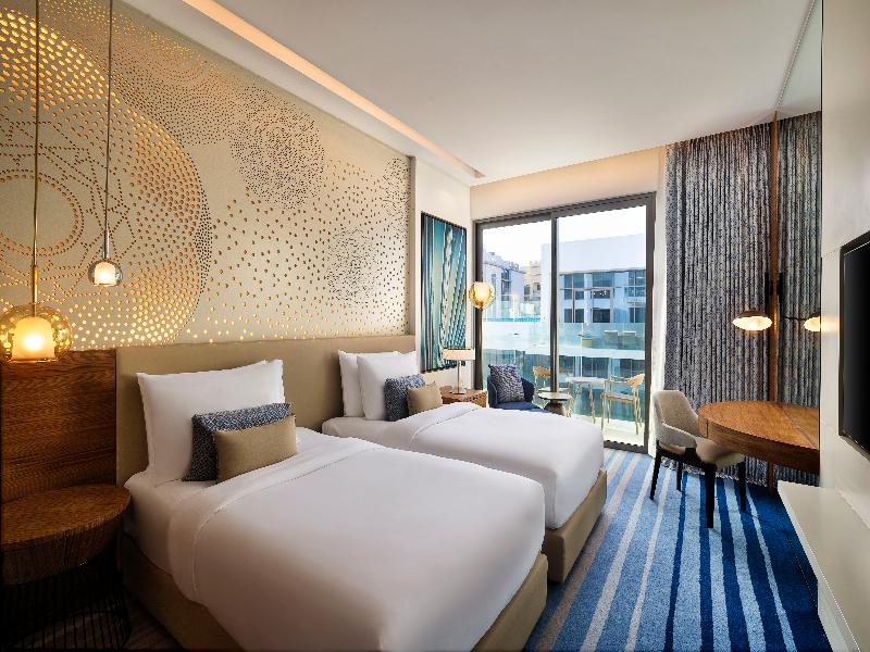 Tumbi Ht Dubai The Palm, Tapestry Collec by Hilton - Oda
