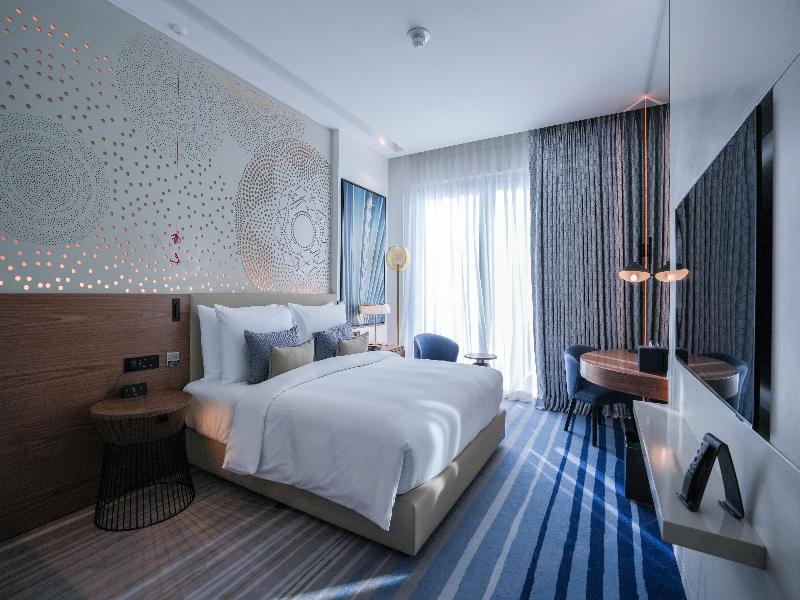 Tumbi Ht Dubai The Palm, Tapestry Collec by Hilton - Oda