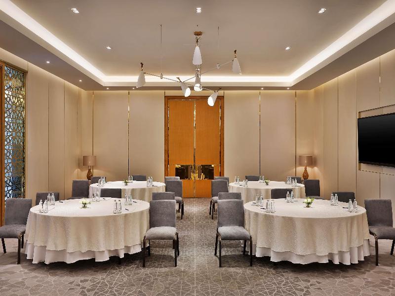 Sofitel Riyadh Hotel & Convention Centre - Toplantı
