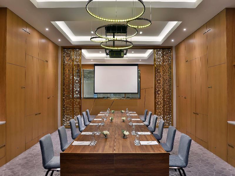 Sofitel Riyadh Hotel & Convention Centre - Toplantı