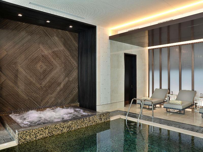 Sofitel Riyadh Hotel & Convention Centre - Havuz