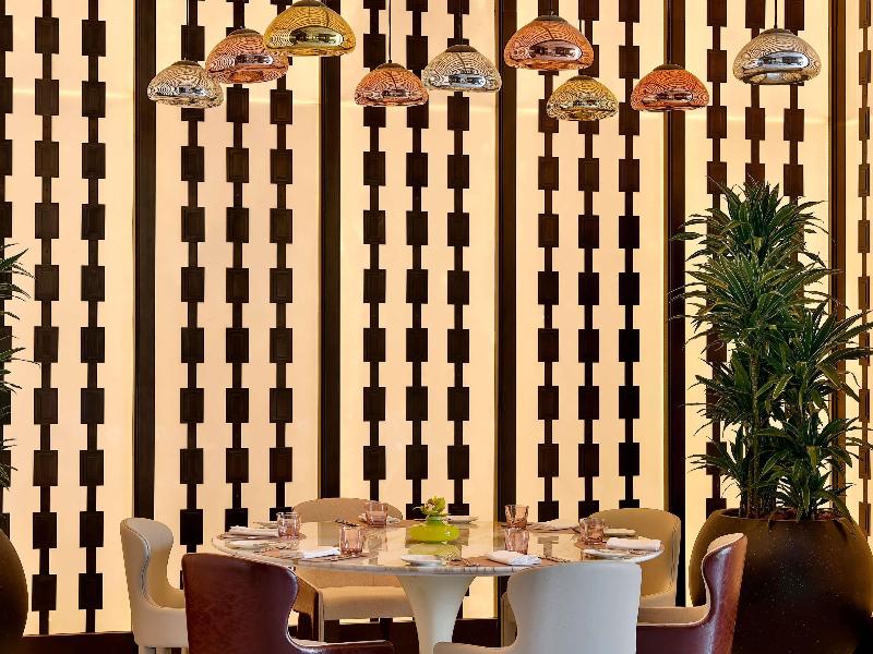 Sofitel Riyadh Hotel & Convention Centre - Restoran