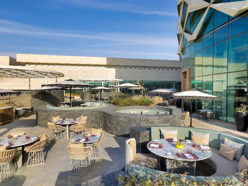 Sofitel Riyadh Hotel & Convention Centre - Restoran