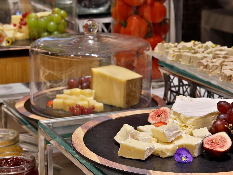 Sofitel Riyadh Hotel & Convention Centre - Restoran