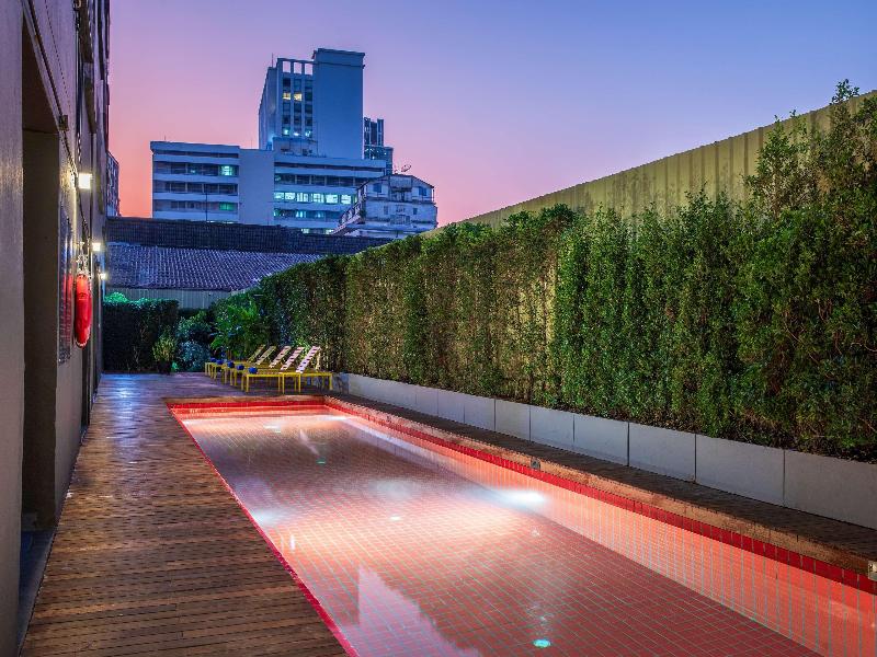 Surestay By Best Western Iconic Ari-Jatujak - Havuz