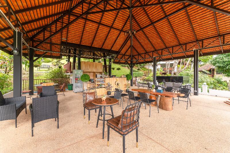 Guru Resort Chiang Mai By Zuzu - Restoran