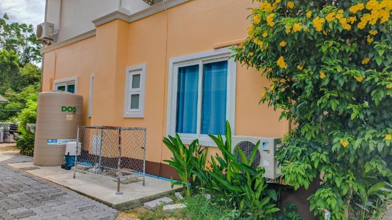 99 House By Zuzu - Lobi