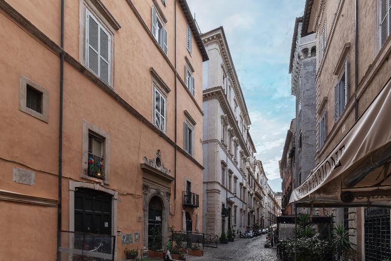 H&c Apartments In Rome Srl - Genel