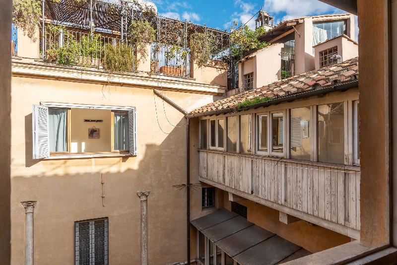 H&c Apartments In Rome Srl - Genel