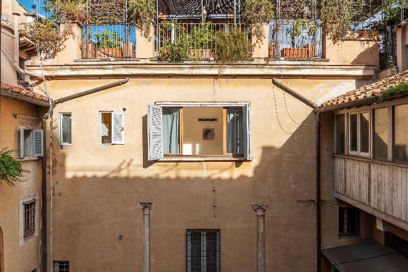 H&c Apartments In Rome Srl - Oda