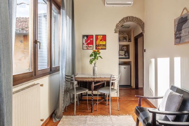 H&c Apartments In Rome Srl - Oda