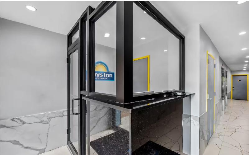 Days Inn by Wyndham New York Chinatown - Lobi