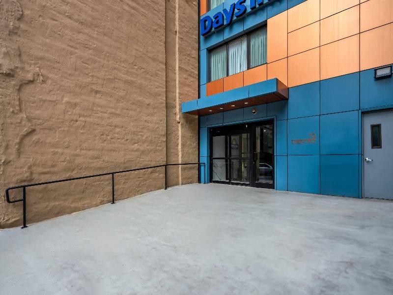 Days Inn by Wyndham New York Chinatown - Genel