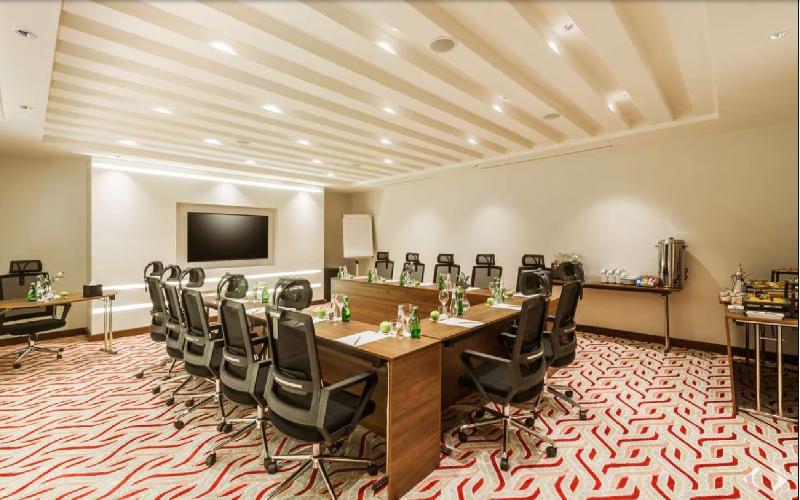 Best Western Plus Al Qurayyat City Center - Toplantı