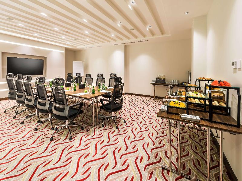 Best Western Plus Al Qurayyat City Center - Toplantı