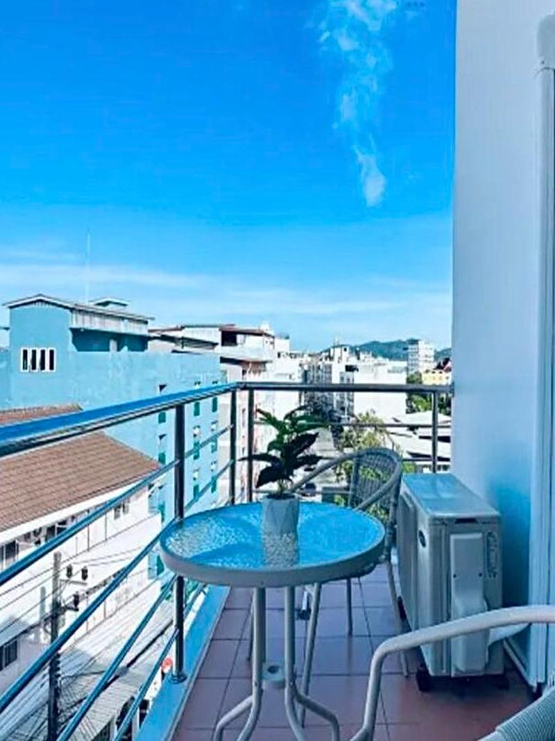 T & C Hotel Patong Beach By Zuzu - Oda