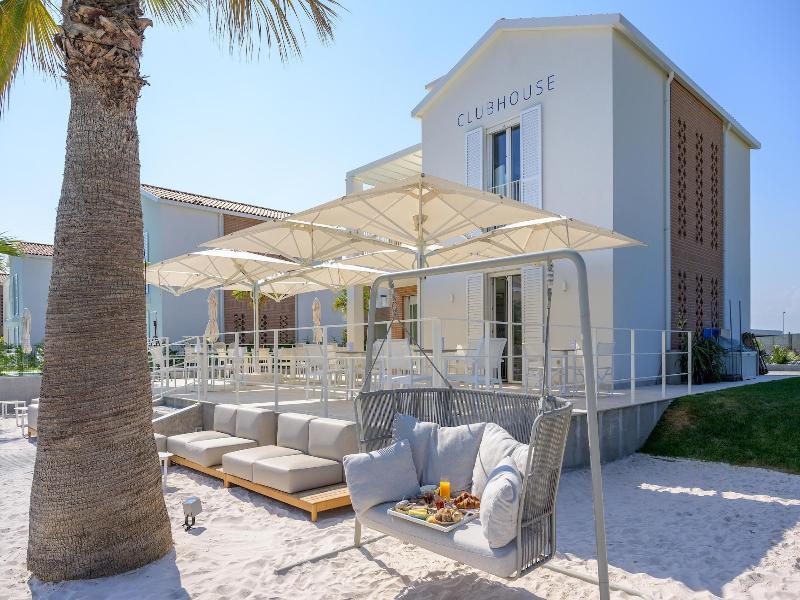 Pareus Beach Resort - Bar