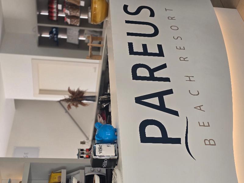 Pareus Beach Resort - Lobi