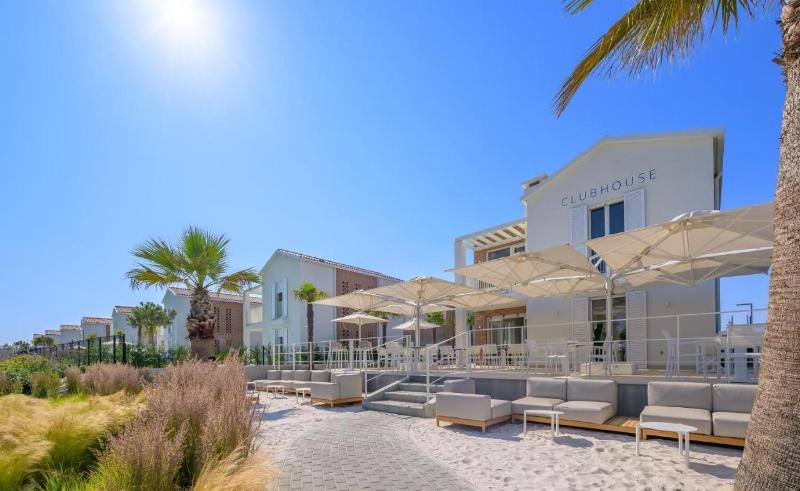 Pareus Beach Resort - Oda
