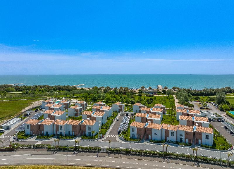 Pareus Beach Resort - Oda