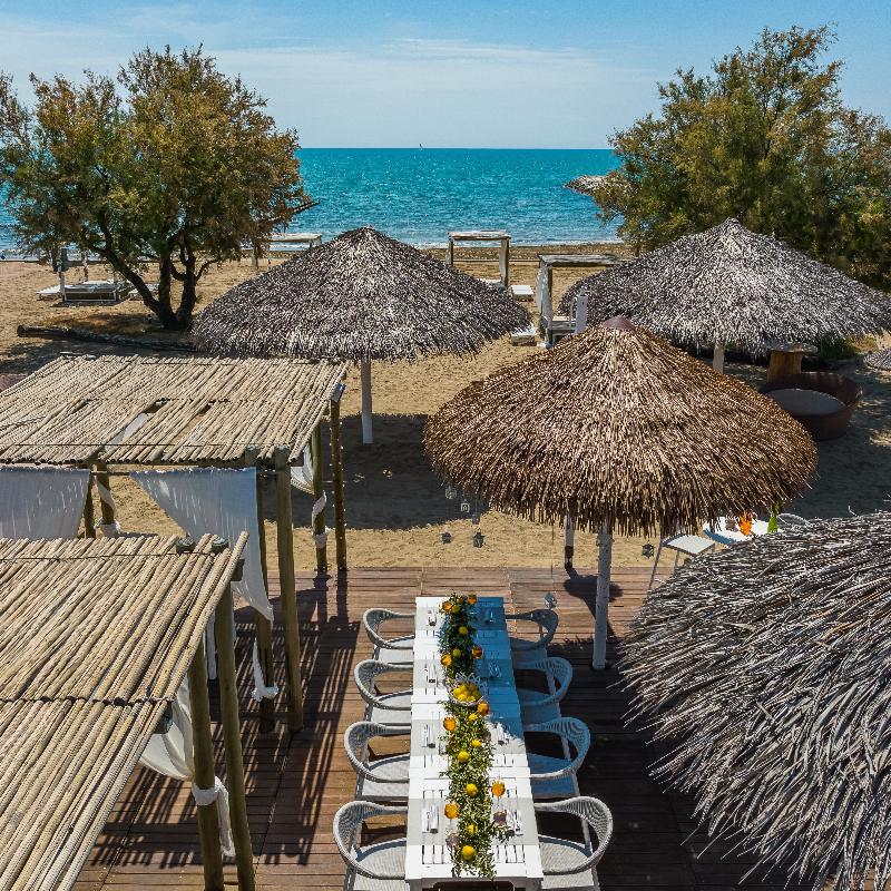 Pareus Beach Resort - Oda