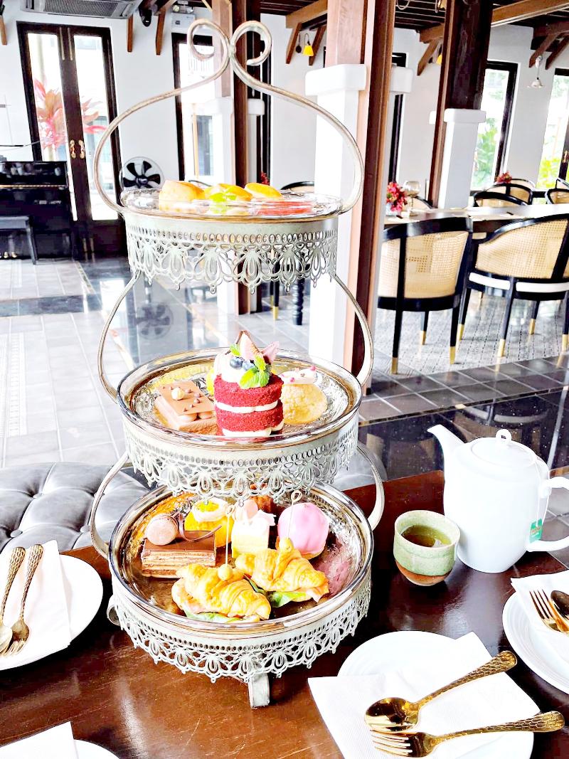 Buri Sriping Riverside Resort & Spa - Restoran