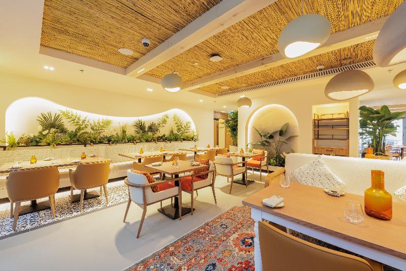 Holiday Inn Dubai Village Circle by IHG - Restoran