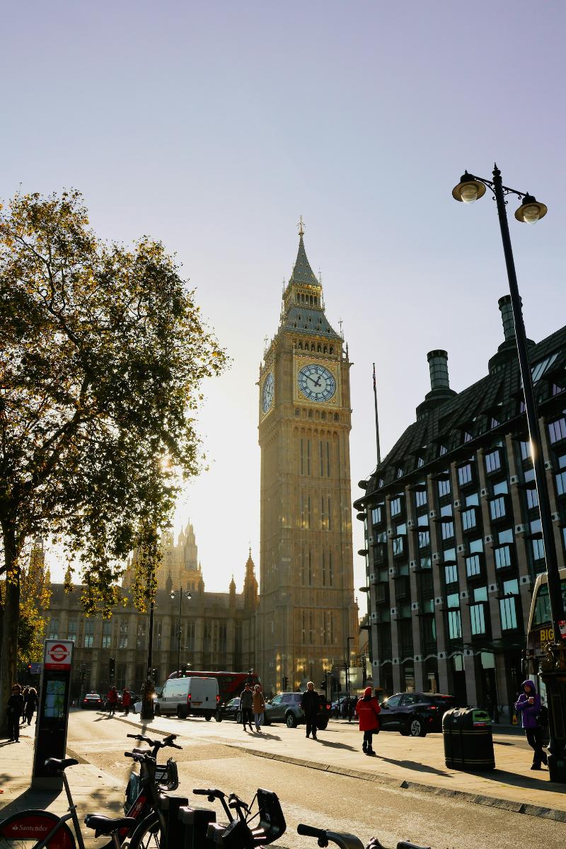 The July London Victoria - Genel
