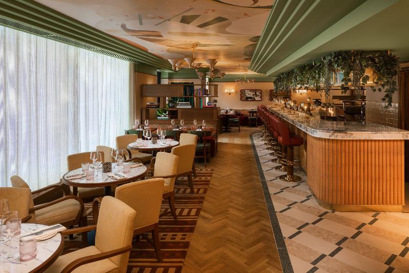 The July London Victoria - Restoran