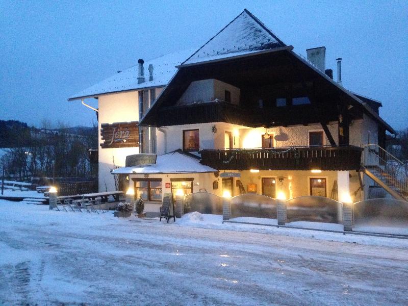 Jerà am Furtnerteich&Grebenzen Hotel Ristorante - Genel