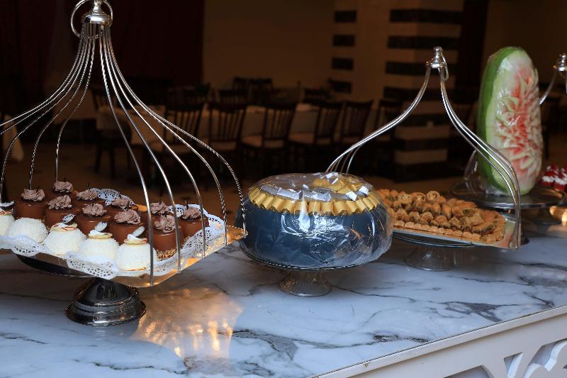 Abraj Al Tayseer Tuwa Hotel - Restoran