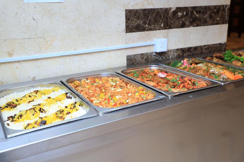 Abraj Al Tayseer Tuwa Hotel - Restoran